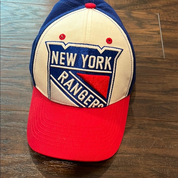 Red and Blue Hat New York Rangers - Picture 1 of 4